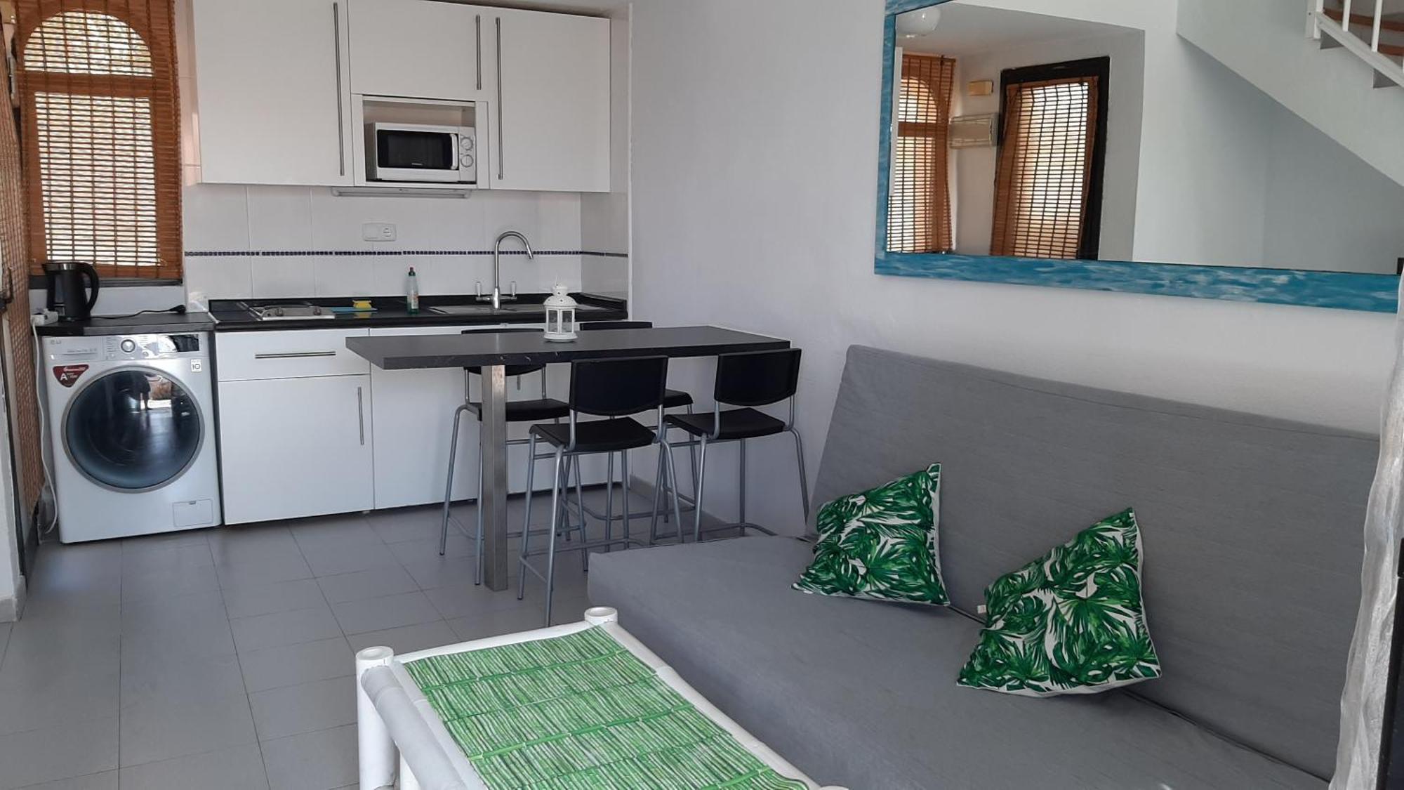 Green Oasis By The Pool Κόστα Κάλμα Δωμάτιο φωτογραφία